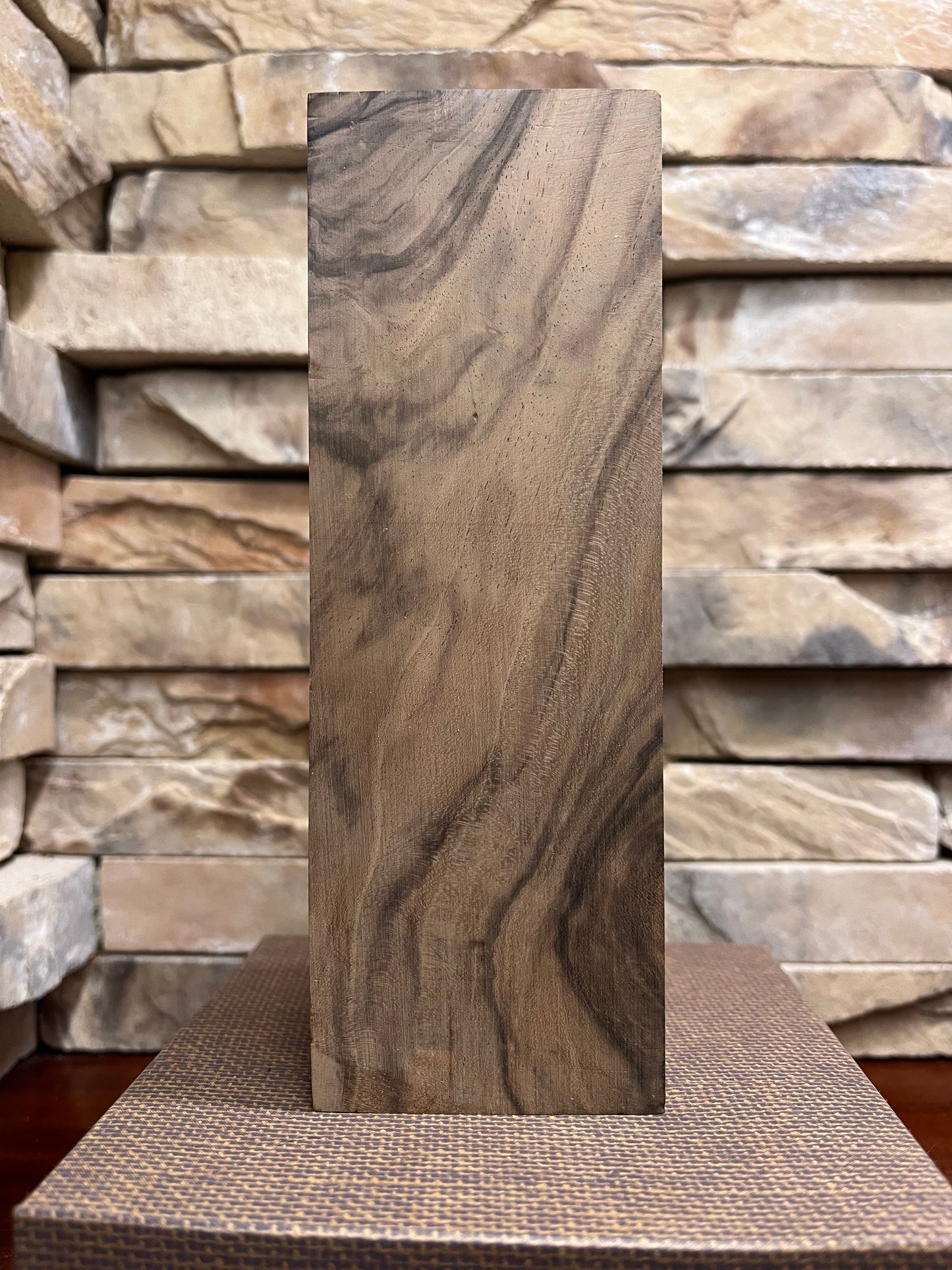 Turkish Walnut Block #113.    (1 Piece)